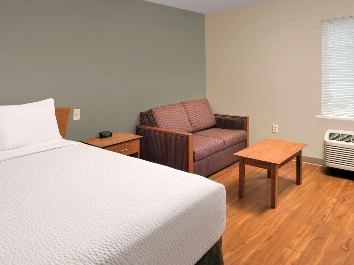 Woodspring Suites Louisville Clarksville Buitenkant foto