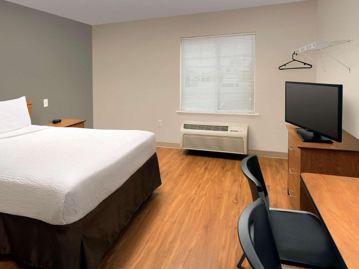 Woodspring Suites Louisville Clarksville Buitenkant foto