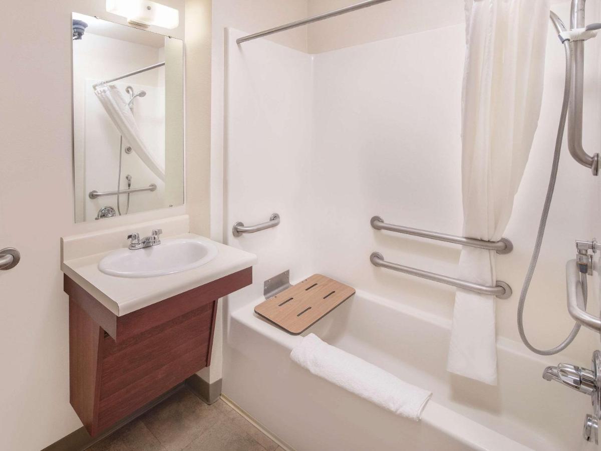 Woodspring Suites Louisville Clarksville Buitenkant foto