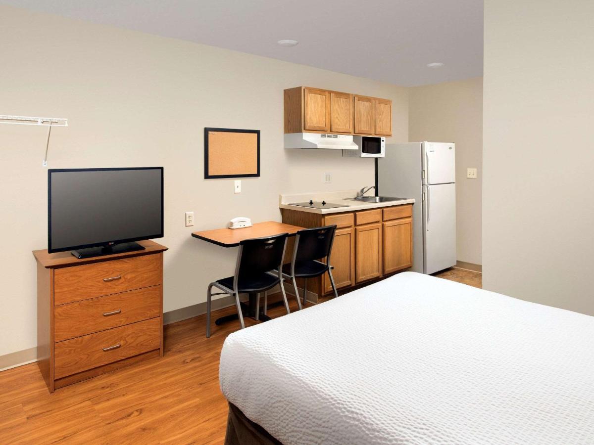 Woodspring Suites Louisville Clarksville Buitenkant foto