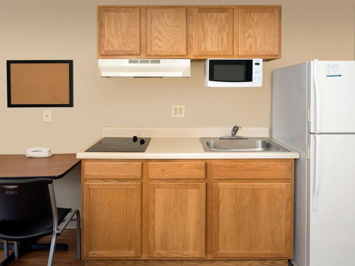 Woodspring Suites Louisville Clarksville Buitenkant foto