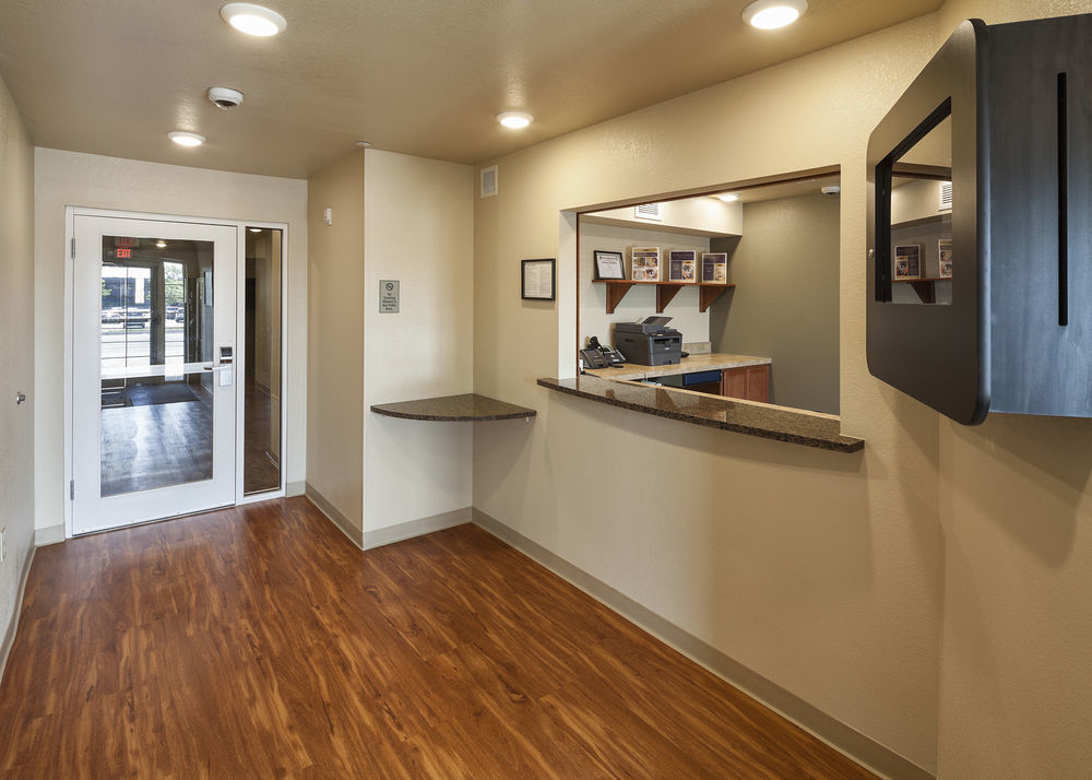 Woodspring Suites Louisville Clarksville Buitenkant foto