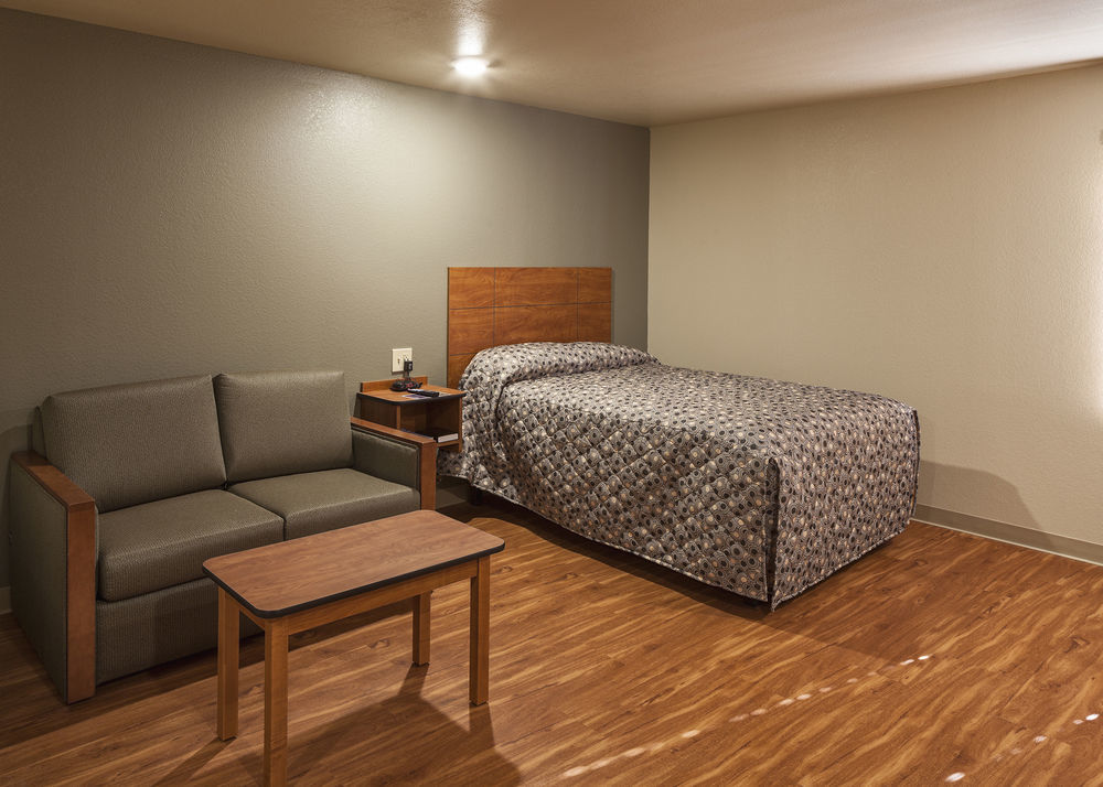 Woodspring Suites Louisville Clarksville Buitenkant foto